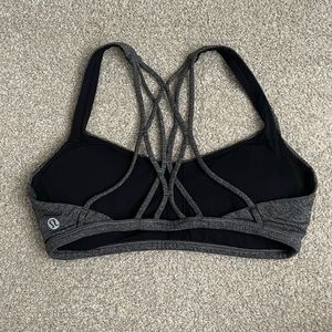 Lululemon Sports Bra Size 4